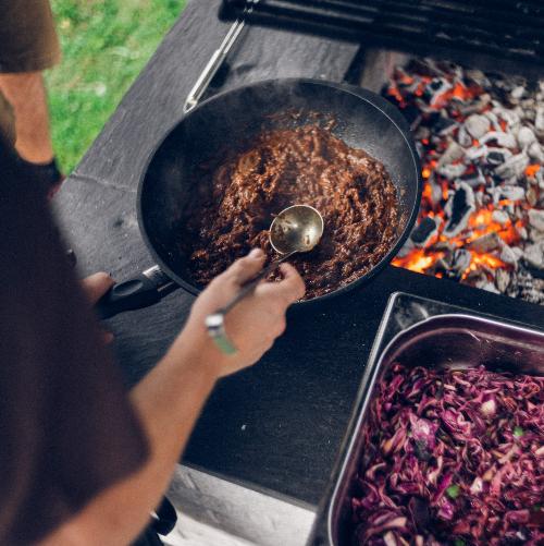 Вок AMT Gastroguss: секреты приготовления идеального стир-фрая