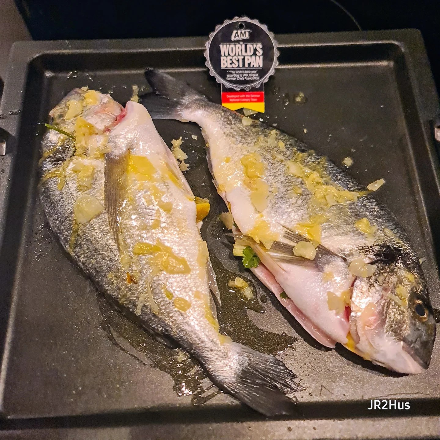 Запеченный на amt gastroguss морской лещ